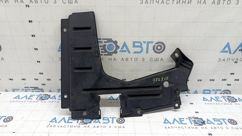 Захист днища задній правий Audi Q3 8U 15-18 надрив