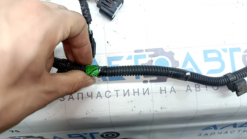 Проводка заднего бампера Honda CRV 20-22 под парктроники и датчик открывания багажника ногой
