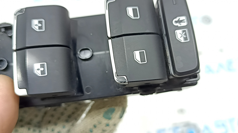 Управління склопідйомником переднім лівим Hyundai Santa FE 19-23 чорне, 2 auto, під захист дітей, поліз хром