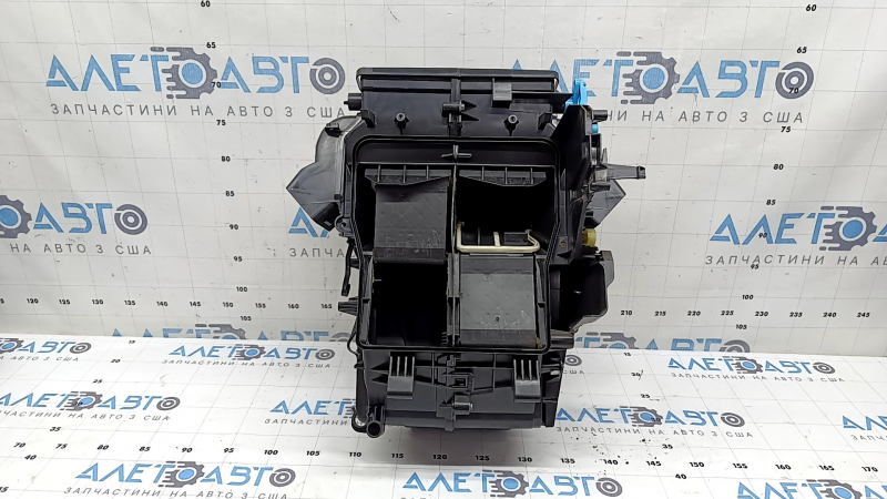 Корпус печки кондиционер Audi Q3 8U 15-18
