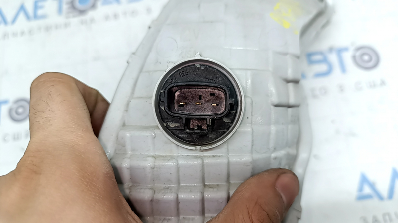 Поворотник левый Toyota Camry v55 15-17 usa, под полировку