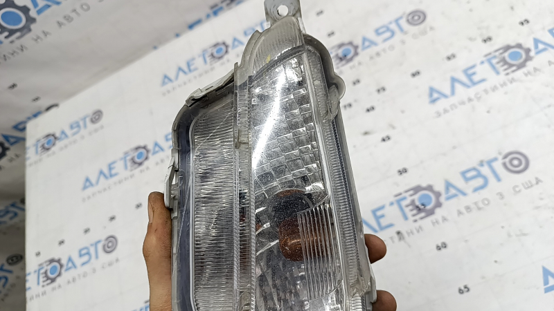 Поворотник правий Toyota Camry v55 15-17 usa, пісок