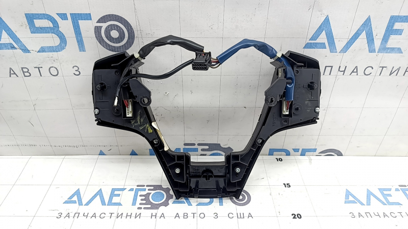 Кнопки керування на рулі Toyota Camry v55 15-17 usa LE, тип 2