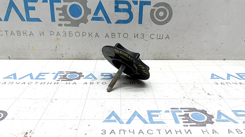 Крепление запасного колеса Nissan Rogue 14-20