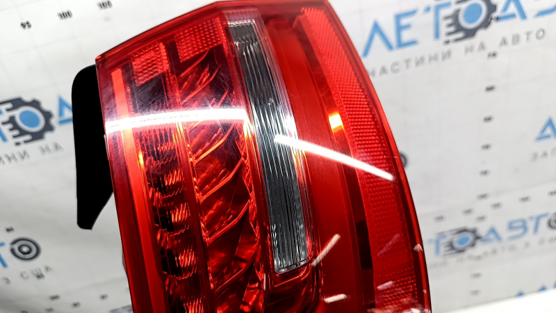 Фонарь внешний крыло левый Audi A4 B8 13-16 рест седан LED, царапины