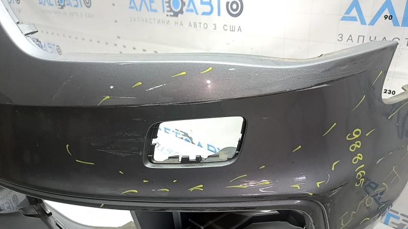 Бампер передний голый Audi A4 B8 13-16 рест, S-Line, серебро, под омыватели фар, без заглушек, царапины, прижат, треснут, надломаны крепления, сломано крепление