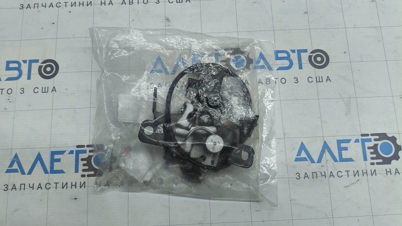 Замок капота Subaru Crosstrek 18-23