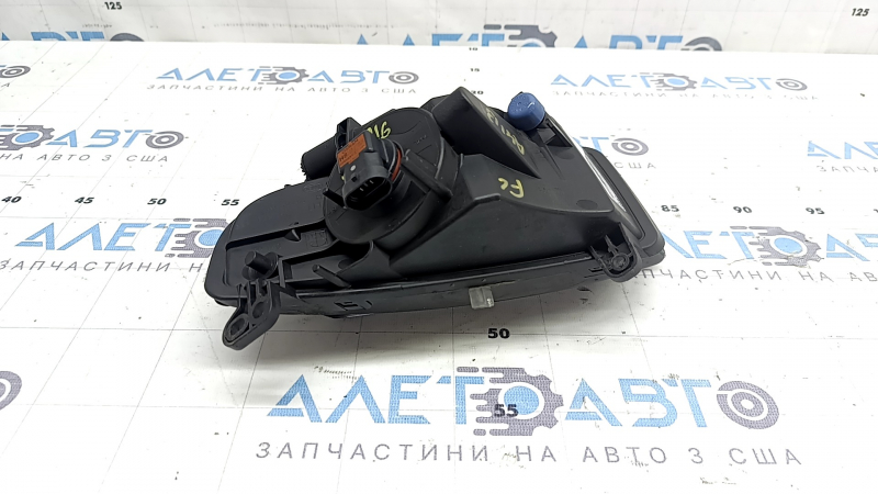 Противотуманная фара птф левая Audi A4 B8 13-16 рест седан, S line, под полировку, царапины