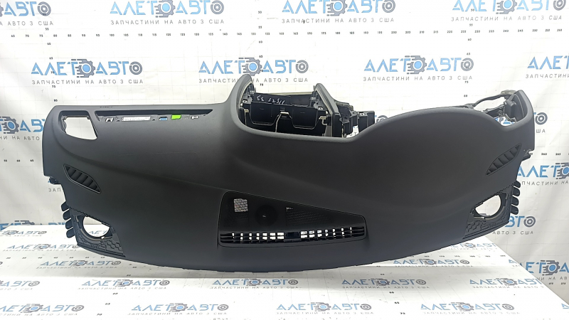 Торпедо передняя панель с AIRBAG Audi A4 B8 13-16 черная рест