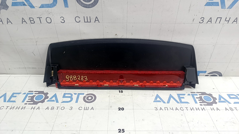 Стоп сигнал Audi A4 B8 08-16 седан, треснут