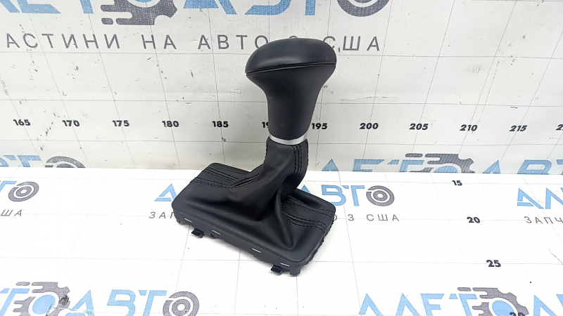 Ручка КПП Audi A4 B8 13-16 рест шкіра чорна, подряпини, потерта