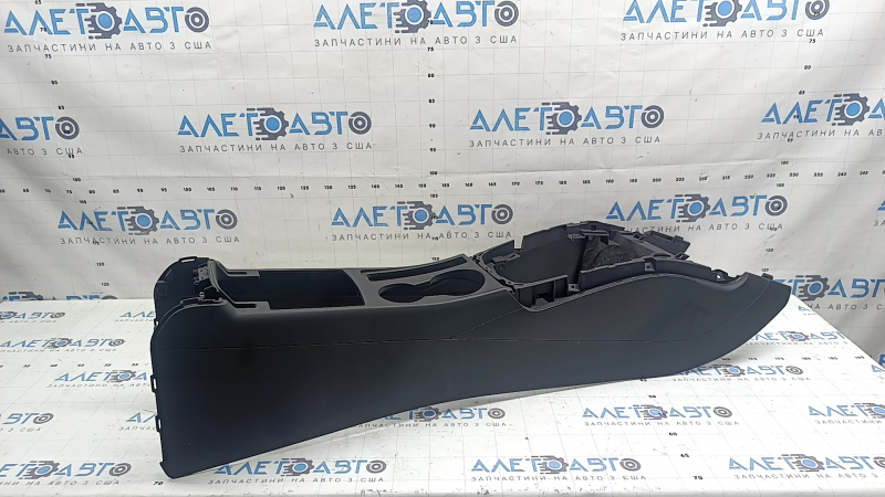 Консоль центральная Audi A4 B8 13-16 рест, черная, потерта