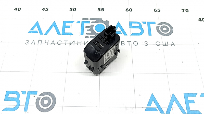 Порт зарядки центральної консолі Mercedes X167 GLS 450580 20-23