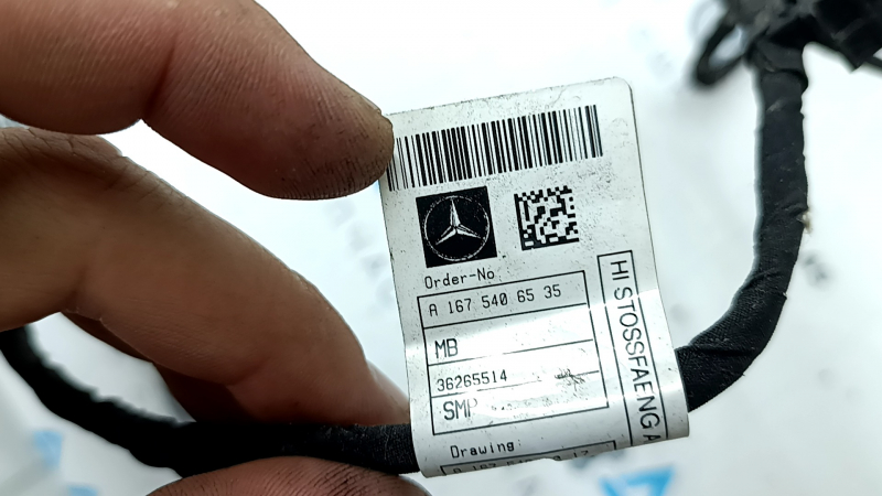 Проводка заднього бампера Mercedes X167 GLS 450 20-23 під парктроніки та датчик відкривання ногою, надламаний фіксатор засувки