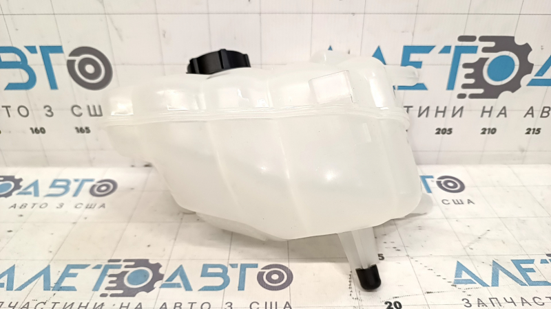 Расширительный бачок охлаждения Ford Fusion mk5 13-20 с крышкой