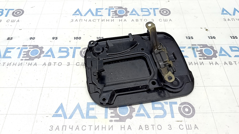 Лючок бензобака Toyota Camry v55 15-17 usa