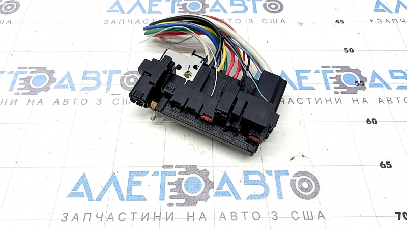 Блок предохранителей подкапотный левый Toyota Camry v55 15-17 2.5 usa большой