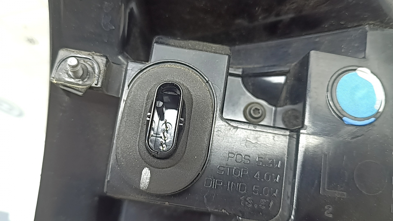 Ліхтар зовнішній крило лівий Tesla Model 3 18-23 USA 3 піна, подряпини
