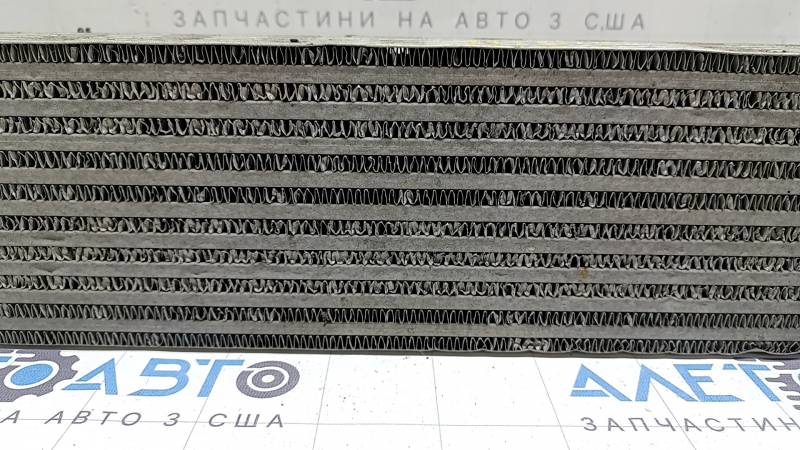 Интеркулер Audi A4 B8 08-16 2.0T примят
