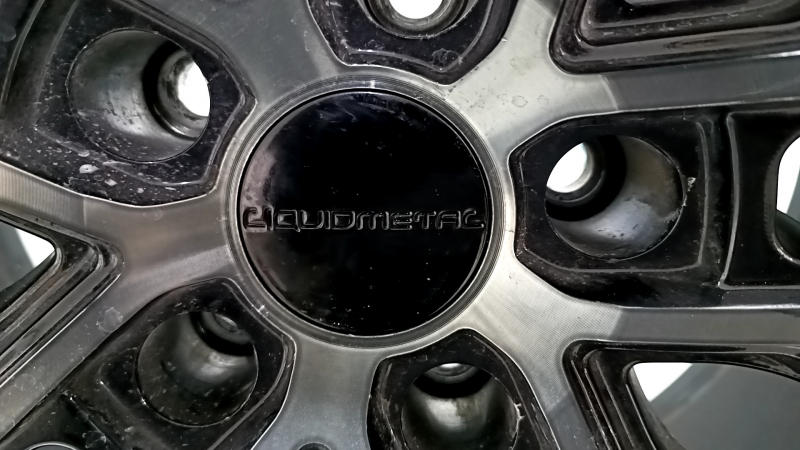 Комплект колесных дисков R18 x 8J ET40 Toyota Camry v55 15-17 Liquid Metal, с колпачками, легкая бордюрка