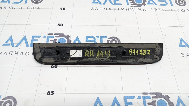 Накладка порога зовніш задня права Audi A4 B8 08-16 седан хром S line, подряпини