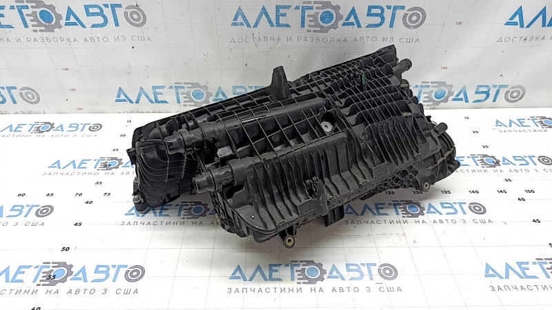 Коллектор впускной Mercedes X167 GLS 450 20-23 с интеркулером