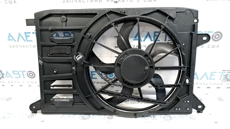 Диффузор кожух радиатора в сборе Ford Fusion mk5 13-20 hybrid, plug-in