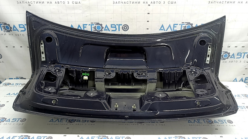 Кришка багажника VW Passat b8 16-19 USA чорний LC9X, тичка, пофарбована 0.20, лопнув герметик