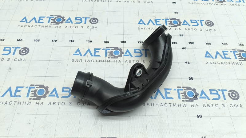 Патрубок інтеркулера лівий нижній Mazda 6 18-21