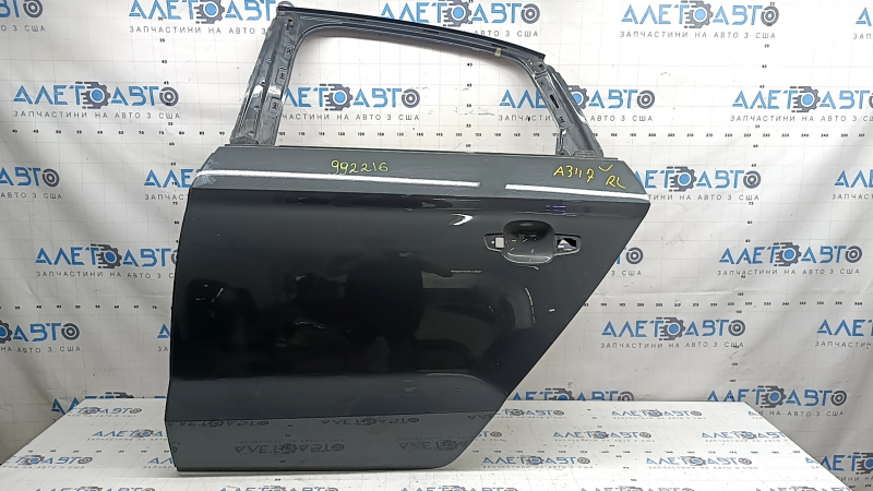 Двері голі задні ліві Audi A3 8V 15-18 4d, 5d, сірий LX7M