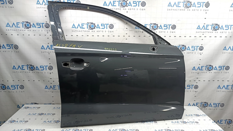 Двері голі передні праві Audi A3 8V 15-20 4d, сірий LX7M