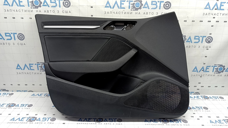 Обшивка дверей картка передня ліва Audi A3 8V 15-20 4d, 5d, чорна, шкіра, підлокітник шкіра чорна, сірий молдинг, подряпини