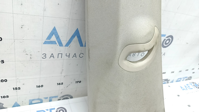 Накладка центральної стійки верхній ремінь ліва BMW X7 G07 19-26 Elfenbein-Weiss, під хімчистку