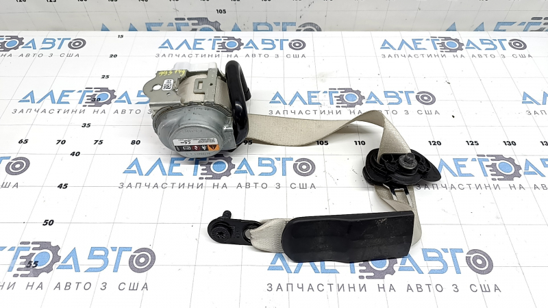 Ремінь безпеки 2 ряд лівий з піропатроном BMW X7 G07 19-26 світло-бежевий, Elfenbein-Weiss, під хімчистку
