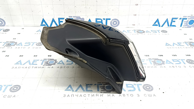 Ліхтар зовнішній крило правий Jeep Cherokee KL 19-23 рест, скол