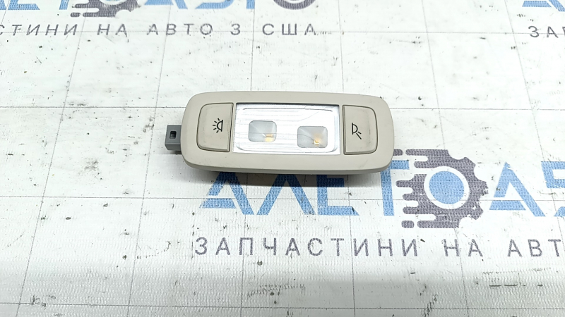 Плафон освещения задний правый BMW X7 G07 19-22 Elfenbein-Weiss