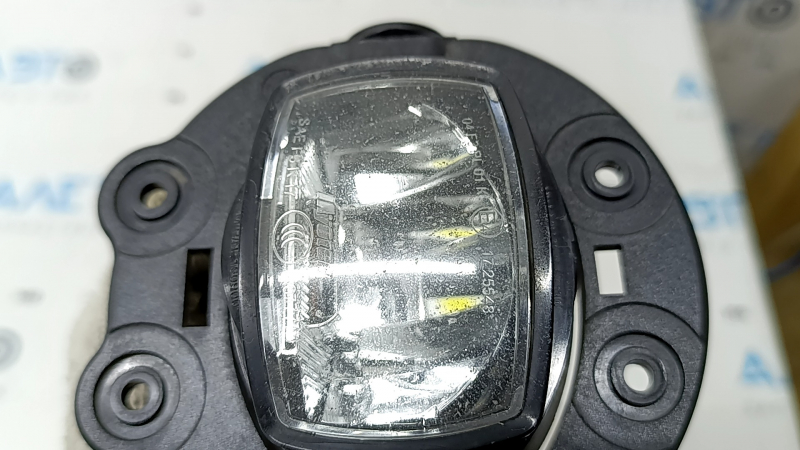 Протитуманна фара ПТФ права Jeep Cherokee KL 19 LED, пісок