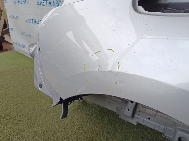Четверть крыло задняя правая Chevrolet Volt 16- отпилена с центральной стойкой, серебро, тычки