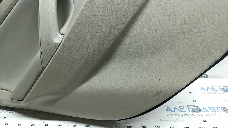 Обшивка двери карточка задняя левая Toyota Camry v40 07-11 бежевая с коричневым, вставка пластик, подлокотник кожа бежевая, с кнопкой управления стеклоподъемником, под химчистку, побелел пластик, потерта