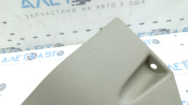 Накладка передней стойки нижняя левая Toyota Camry v40 07-11 бежевая, царапины, под чистку