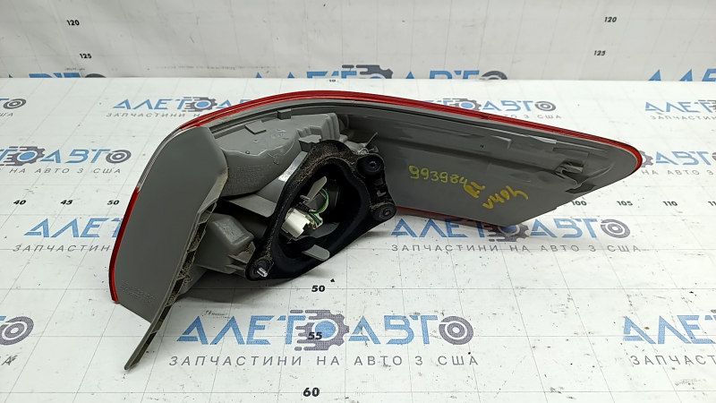 Фонарь внешний крыло левый Toyota Camry v40 07-09 hybrid, потерт