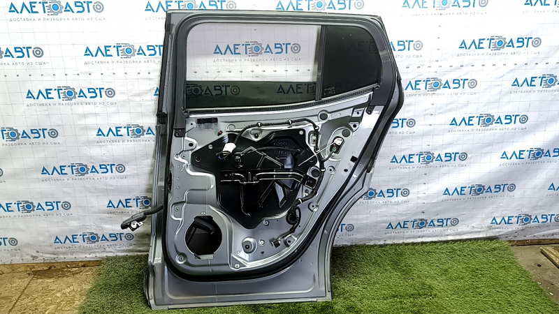 Дверь в сборе задняя правая Chevrolet Equinox EV 24-26 графит GXD
