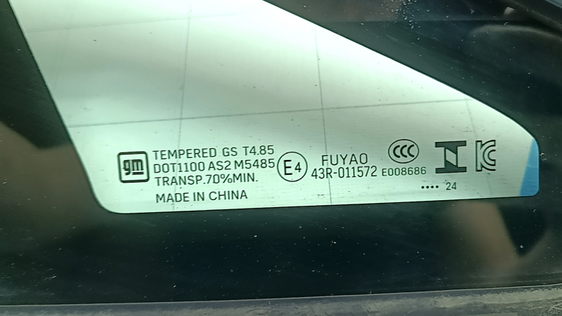 Форточка глухе скло передня права Chevrolet Equinox EV 24-26