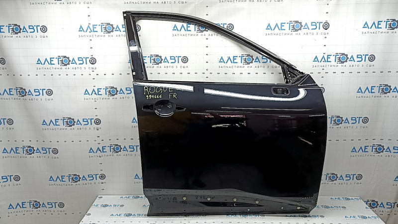 Двері голі передні праві Nissan Rogue 21-26 чорний KH3, вм'ятина