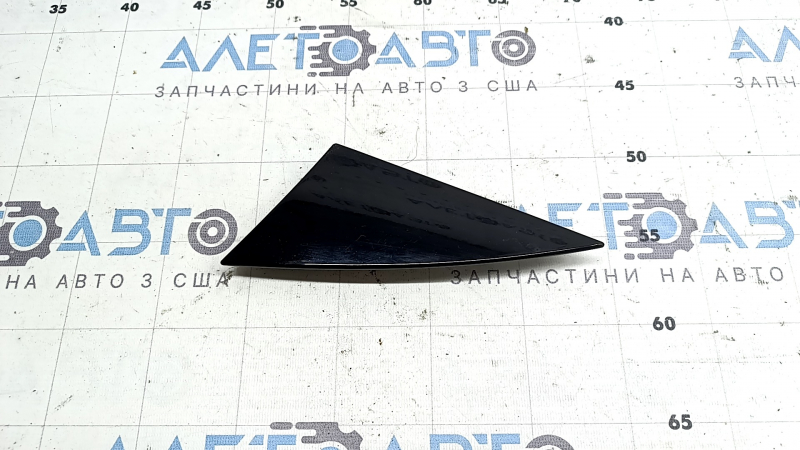 Накладка крыши задняя правая Toyota Prius 50 Prime 17-22