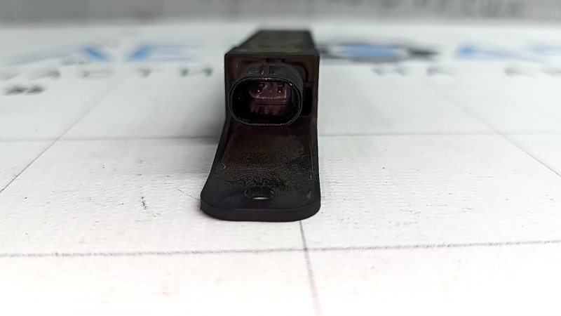 Keyless Entry Antenna Chevrolet Equinox 24-26 на задній панелі