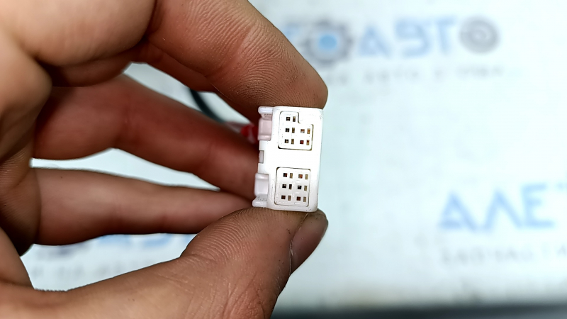 Зеркало боковое правое в сборе Toyota Prius 50 16-22 5 пинов, серебро, царапины