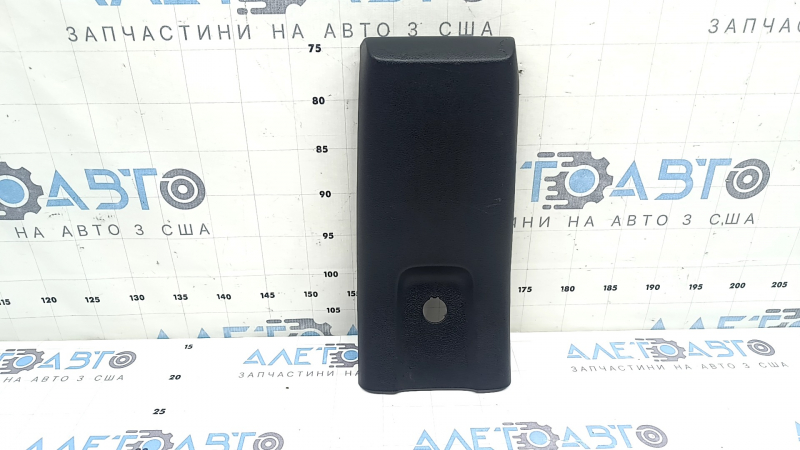 Накладка центральной консоли задняя Toyota Prius 50 Prime 17-18 черная, царапина