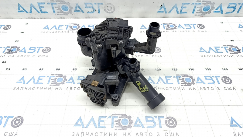 Корпус термостат BMW X7 G07 19-22 3.0T