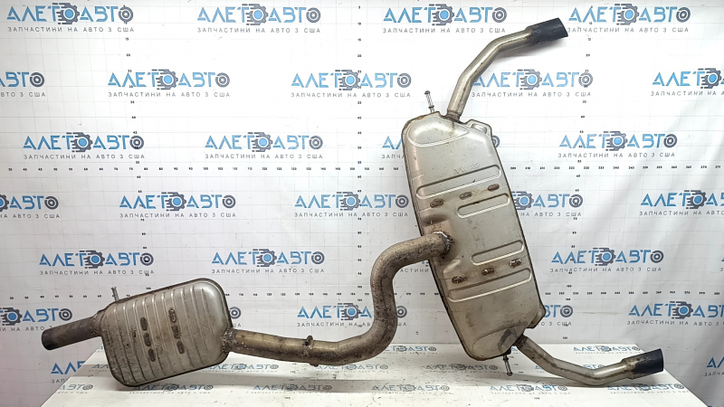 Выпускная трасса в сборе с бочкой Audi A3 8V 15-20 4d, 5d, 2.0T под 2 одинарных выхлопа, ржавая